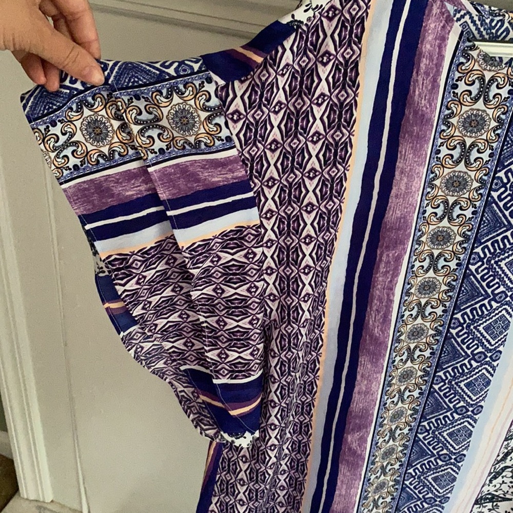 Chico’s patterned shirt - Picture 2 of 4